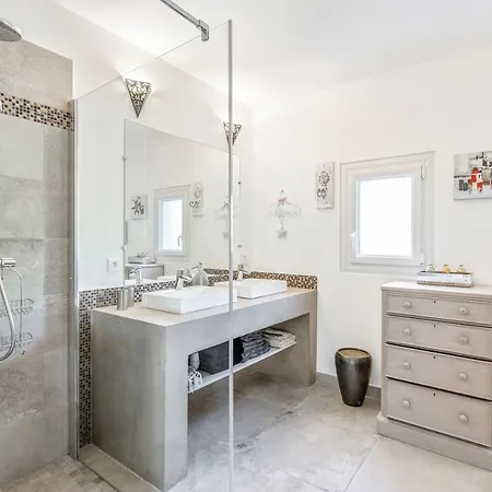 Des Orangers - Vue Avec Piscine Semesterbostad *